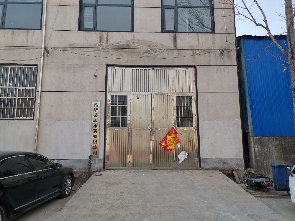 臨沂榮現(xiàn)水表公司風淋室安裝